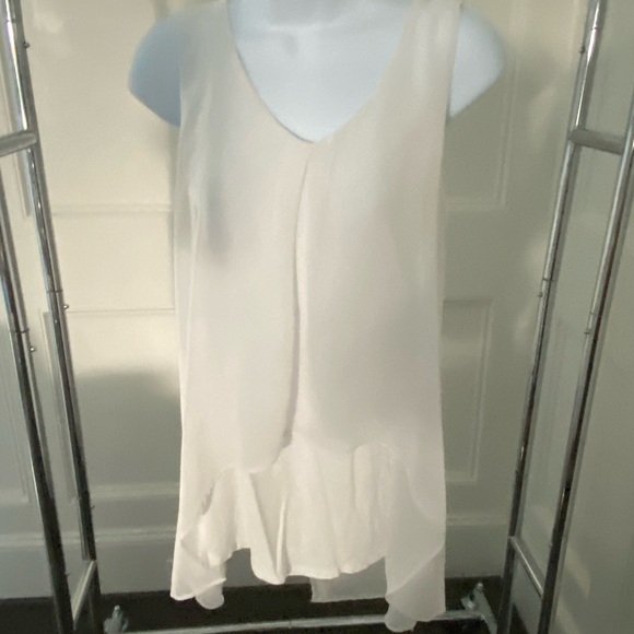 Neiman Marcus White Ruffle Sleeve Top - Picture 8 of 11